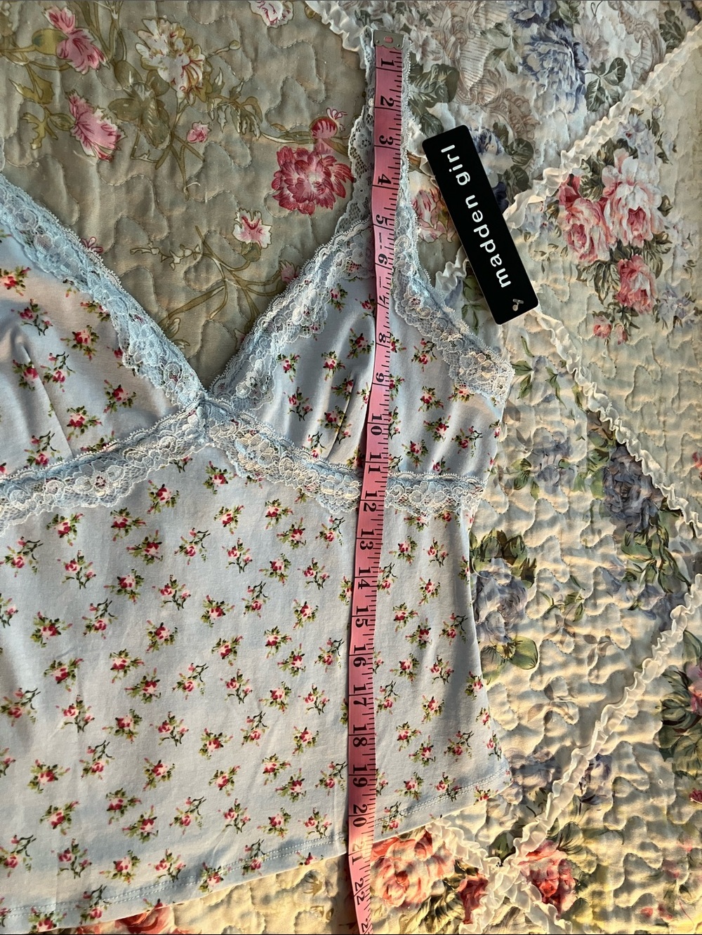 NWT Pretty Madden Girl Floral Top - Picture 11 of 11